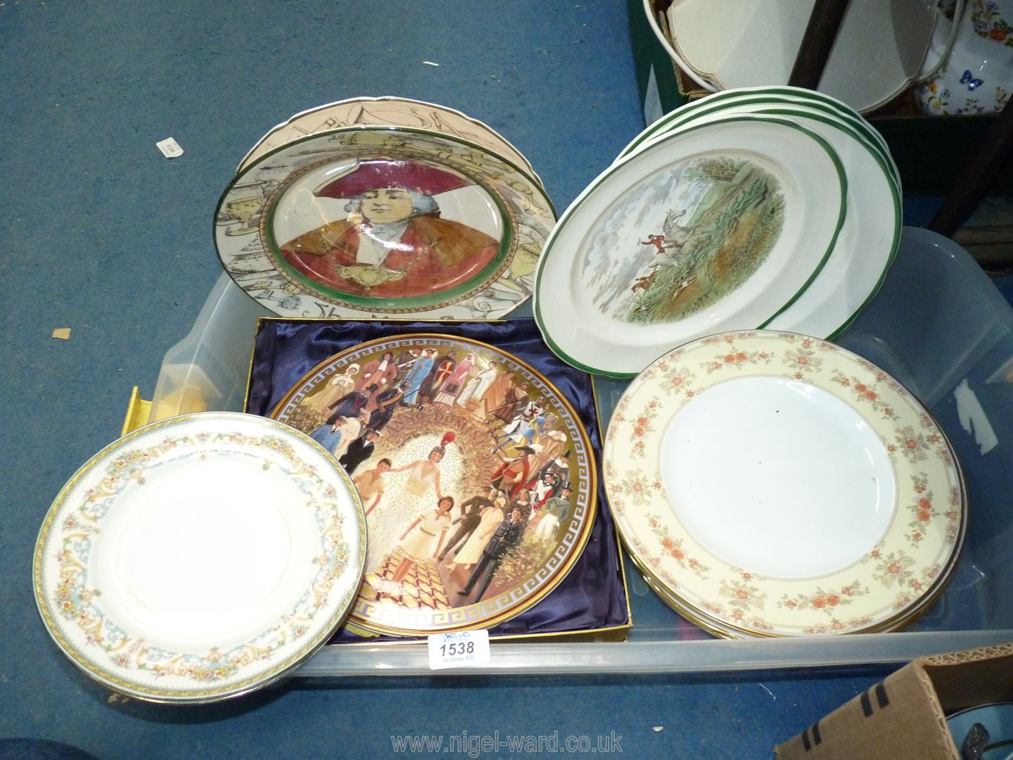 A quantity of plates including 'the Hunting Man' and 'the Mayor' plates by Royal Doulton,