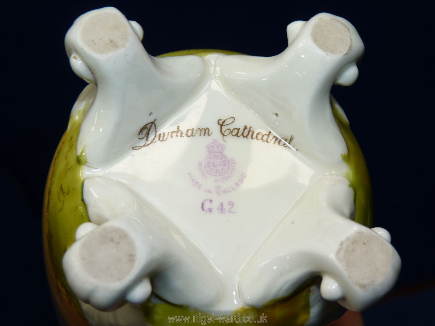 Royal Worcester 1929 G42 vase of Durham cathedral with cut out decoration 8¾" tall (some repairs. - Image 3 of 4