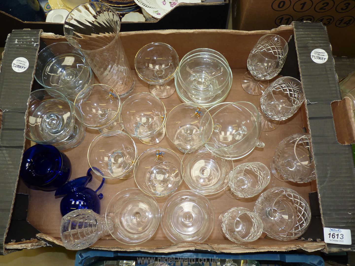 A quantity of glass ware including two Royal Doulton brandy and champagne glasses,