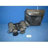 A pair of Minolta Standard extra wide 8 x 40 Binocular, in black case.