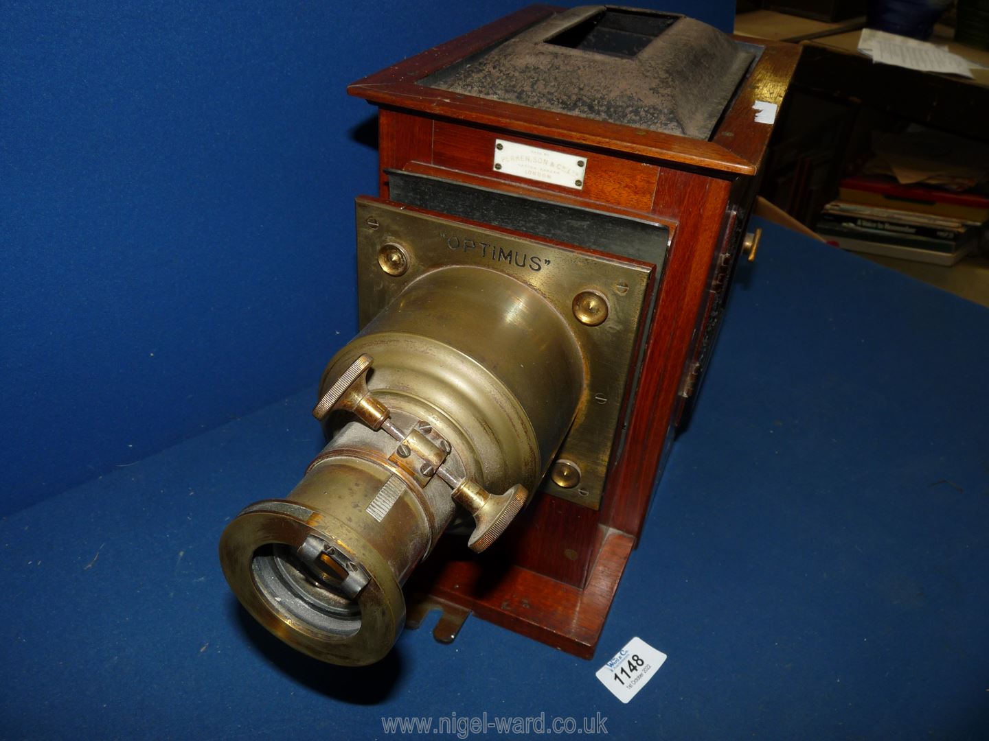 An 'Optimus' Magic lantern by Perken, Son & Co Ltd. 18 1/2" x 8". - Image 3 of 5