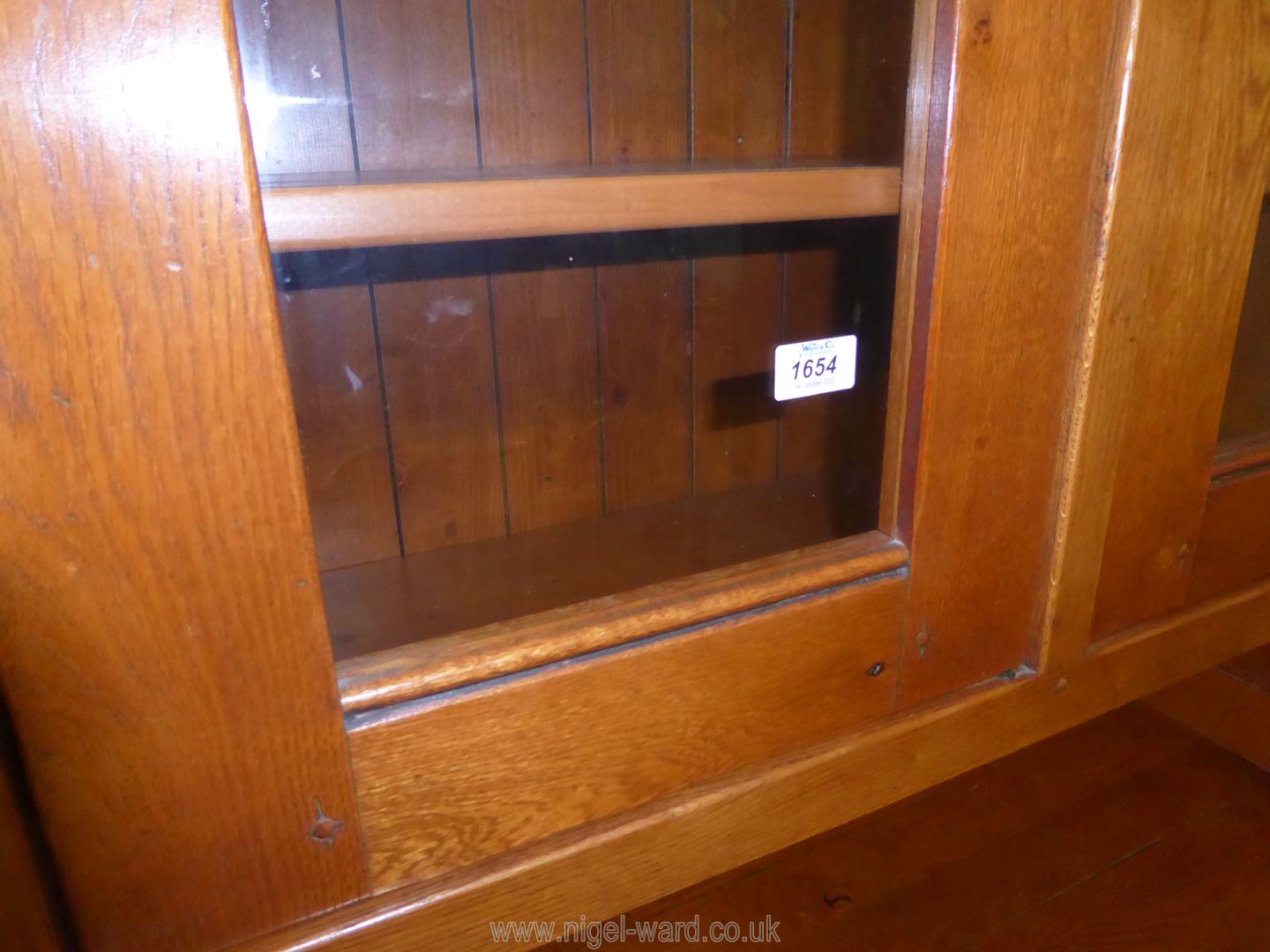 A matching contemporary peg joyned light Oak enclosed ''Exigence'' Dresser, - Image 2 of 2