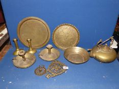 A quantity of mixed brass to include; trays, chamber sticks, candlesticks, trivet, etc.