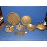 A quantity of mixed brass to include; trays, chamber sticks, candlesticks, trivet, etc.