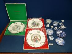 Three boxed Royal Doulton Christmas plates and a small amount of miniature blue and white china