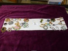A quantity of brooches (approx. 24): diamonte, abalone, dagger etc.