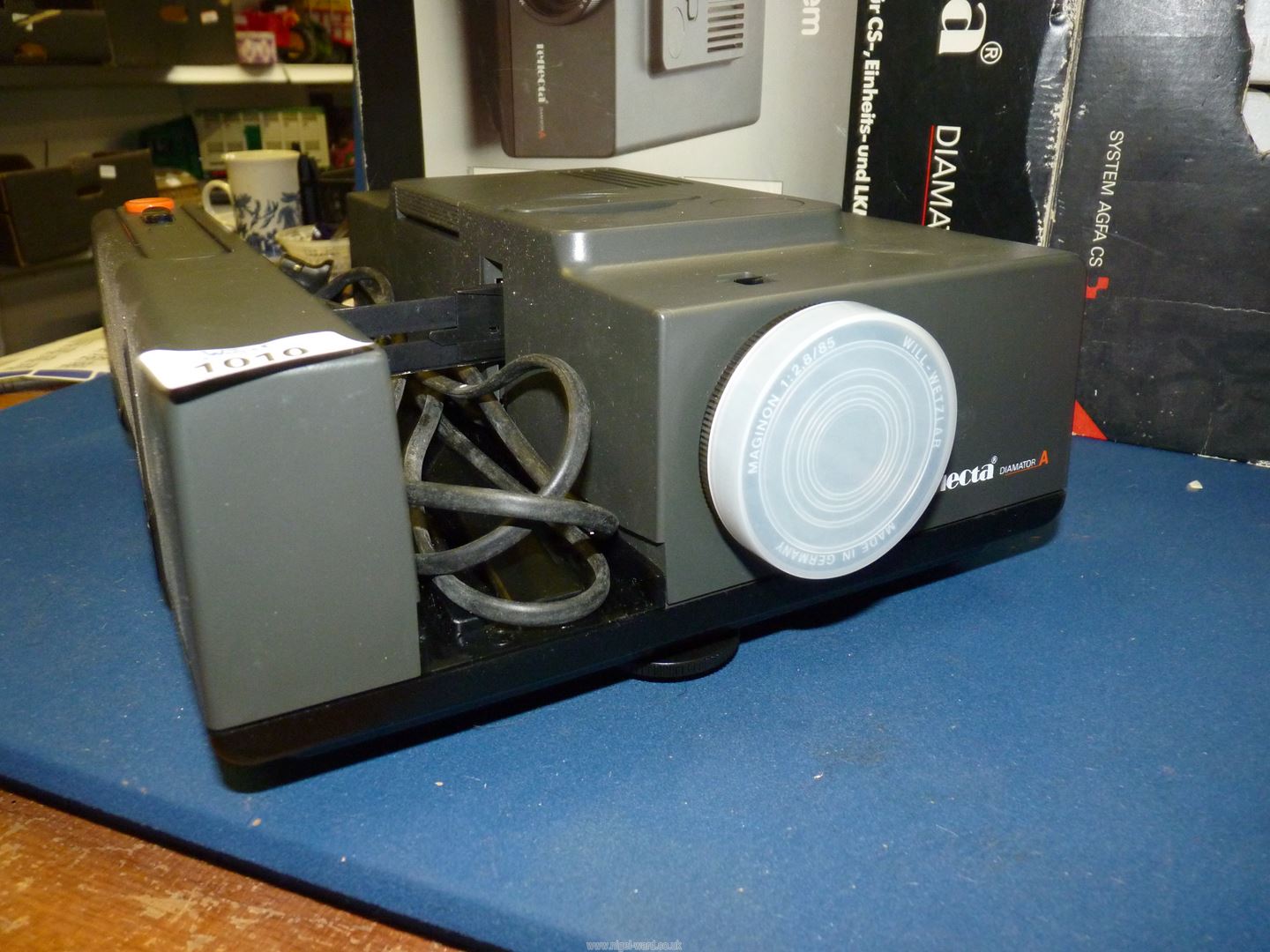 A Reflecta Diamator 35mm Slide Projector, a Boots Colormaster 2x2 Slide Projector, - Image 3 of 4