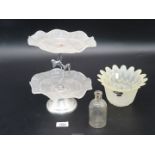 A small quantity of glass including a Biala Polish glass bowl,