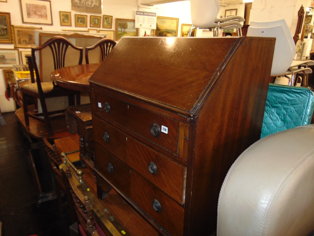 A mahogany bureau - Image 3 of 3