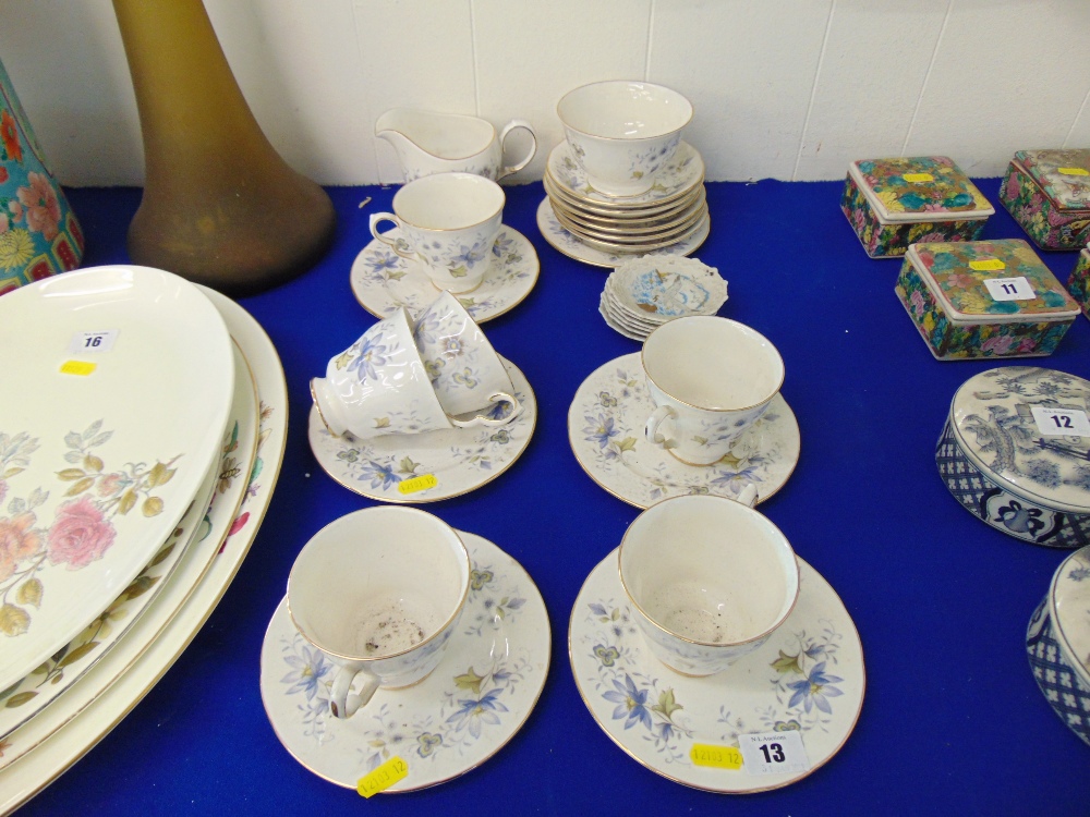 A Colclough six place tea set