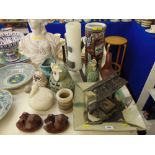 A qty of Oriental collectibles