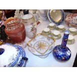 A small qty of china and glassware