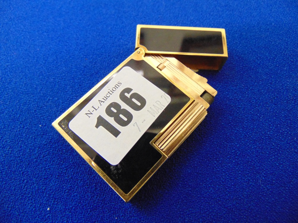 A DuPont lighter,