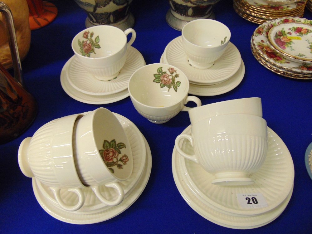 A Wedgewood part tea service - Image 2 of 2