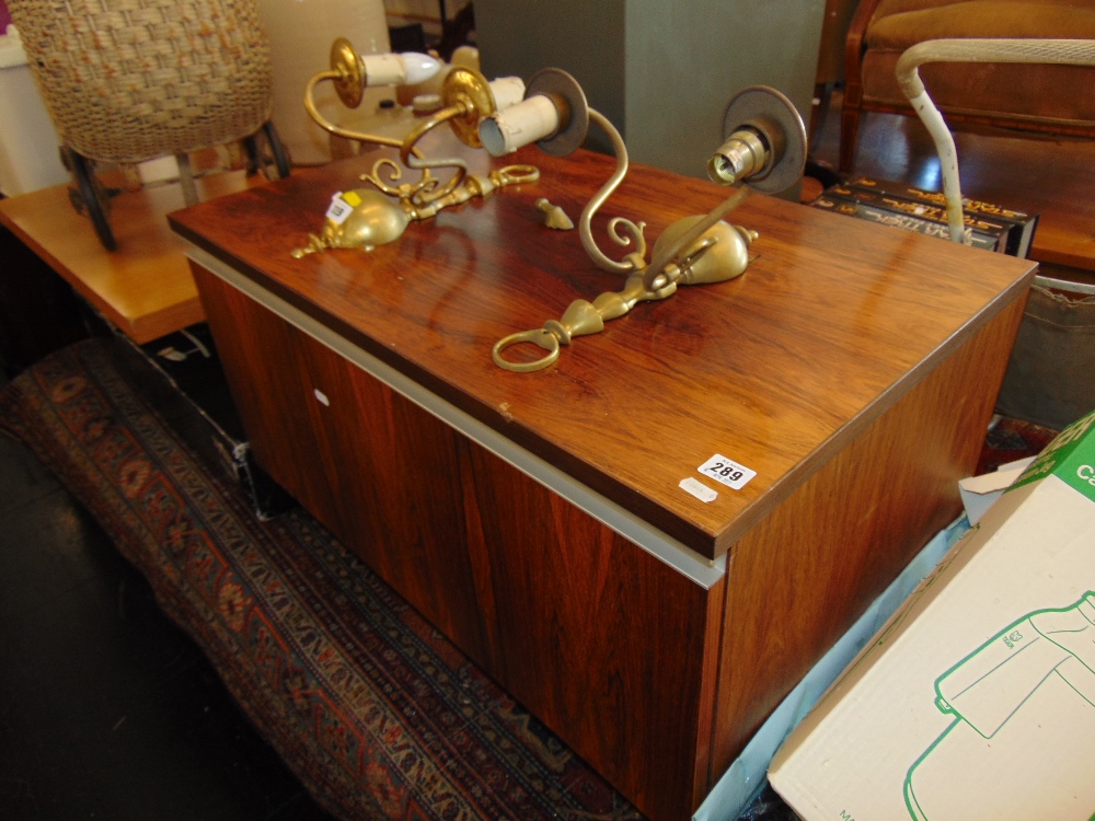 A Rosewood side cabinet - Image 4 of 4