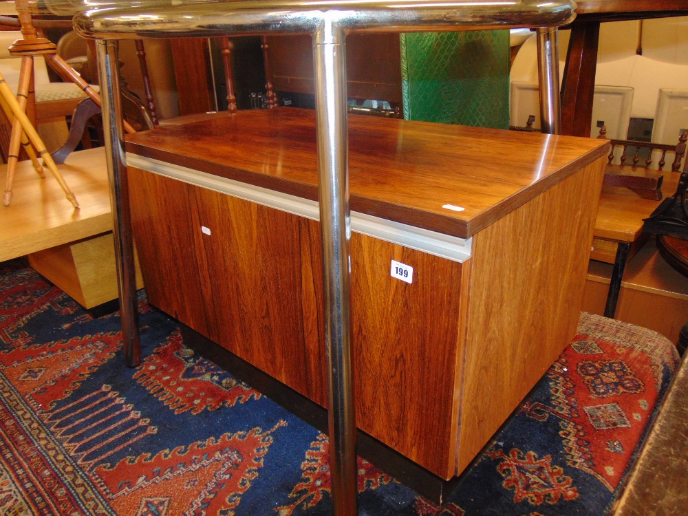 A Rosewood side cabinet - Image 2 of 4