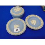 Three pieces of Wedgewood blue and white