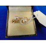 14ct Gold and Pearl earrings