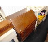 An oak bureau,