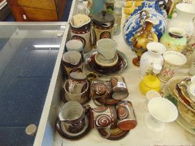 A qty of pottery