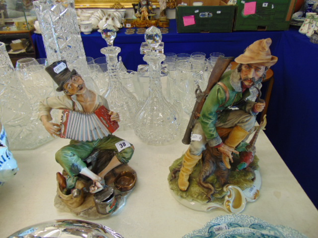 Two Capodimonte figures 'The Accordionist' and 'The Hunter' limited edition, - Image 2 of 2