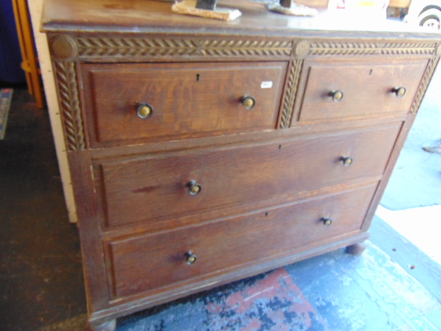 A chest of drawers - Image 2 of 3