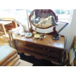 A Mahogany dressing table