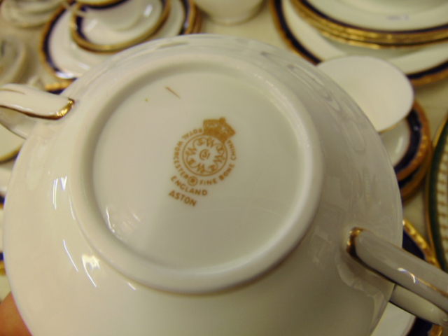 A Royal Worcester Aston blue/white/gilt part tea/ dinner service, - Image 4 of 4