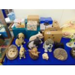 A qty of assorted animal figures