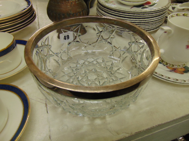 A Silver rimmed cut glass fruit bowl - Image 2 of 2