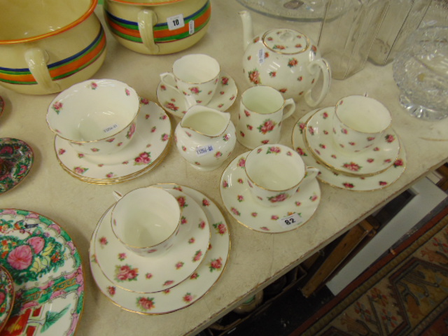 A Royal Doulton tea set