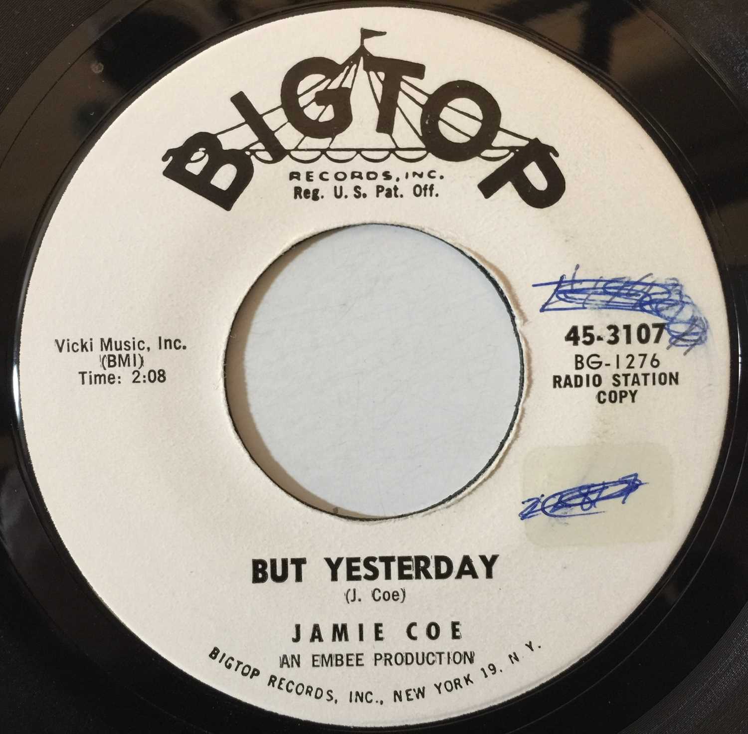 JAMIE COE - CLEOPATRA/ BUT YESTERDAY 7" (45-3107) - Image 3 of 3