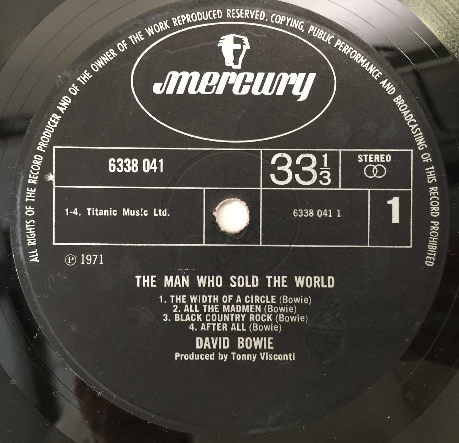 DAVID BOWIE - THE MAN WHO SOLD THE WORLD LP (UK ORIGINAL 'DRESS SLEEVE' - 'TONNY' CREDIT - MERCURY 6 - Image 4 of 5