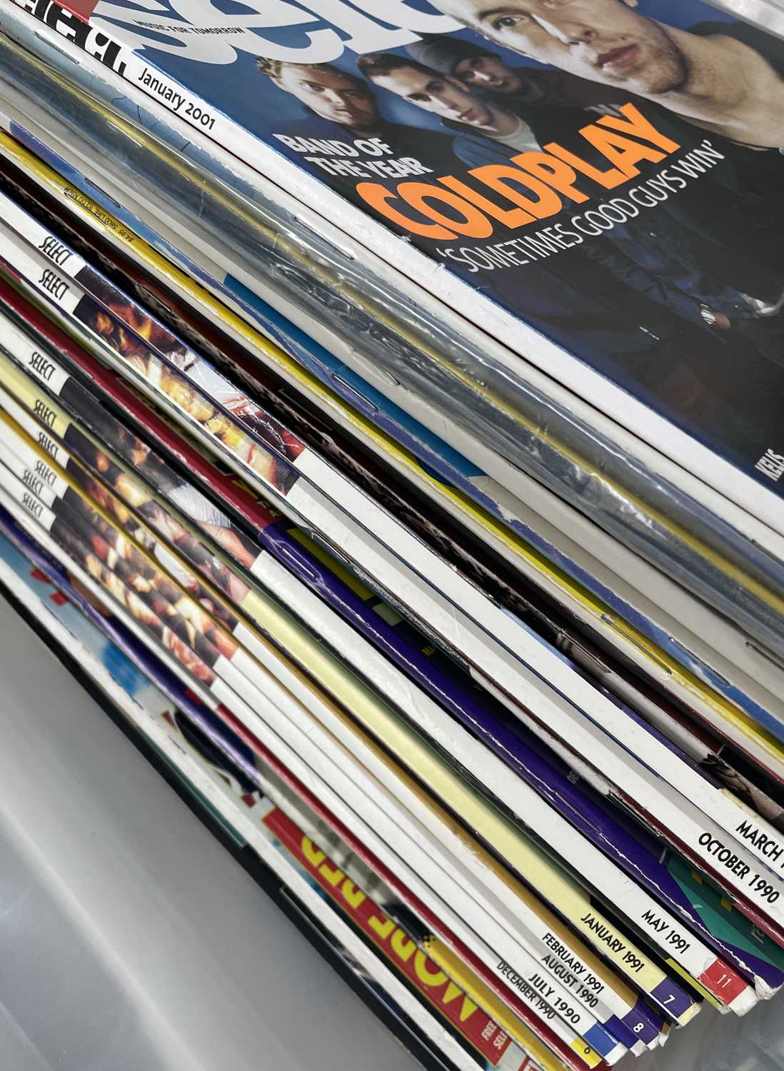 LARGE COLLECTION OF MUSIC MAGAZINES. - Image 7 of 13