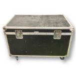 STRAWBERRY STUDIOS - FLIGHT CASE FROM STRAWBERRY RENTALS - 10CC LINK.