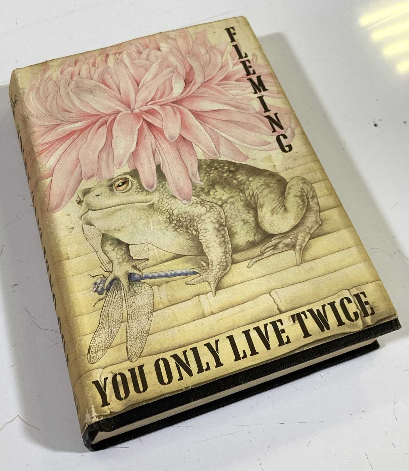 JAMES BOND - YOU ONLY LIVE TWICE FIRST EDITION.