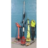 A quantity of garden tools. Including hedge trimmer, black & decker strimmer, Garden Gear leaf