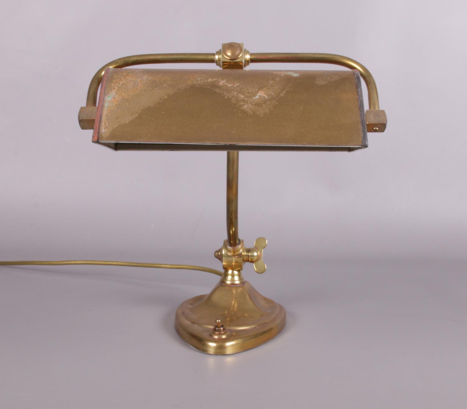 A vintage brass desk lamp. - Image 2 of 5