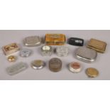 A quantity of snuff, cigarette and pill boxes, to include novelty horseshoe and pewter examples.