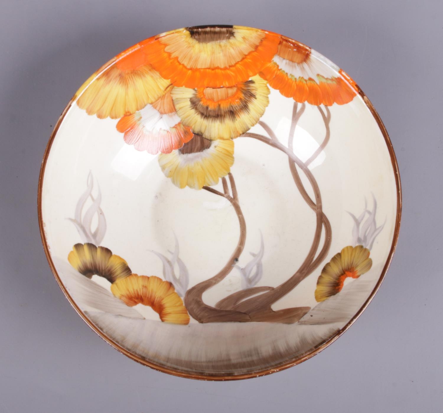 A Clarice Cliff ribbed bowl in the 'Rhodanthe' design. Marked Wilkinson LTD to base. (20cm diameter) - Image 4 of 4