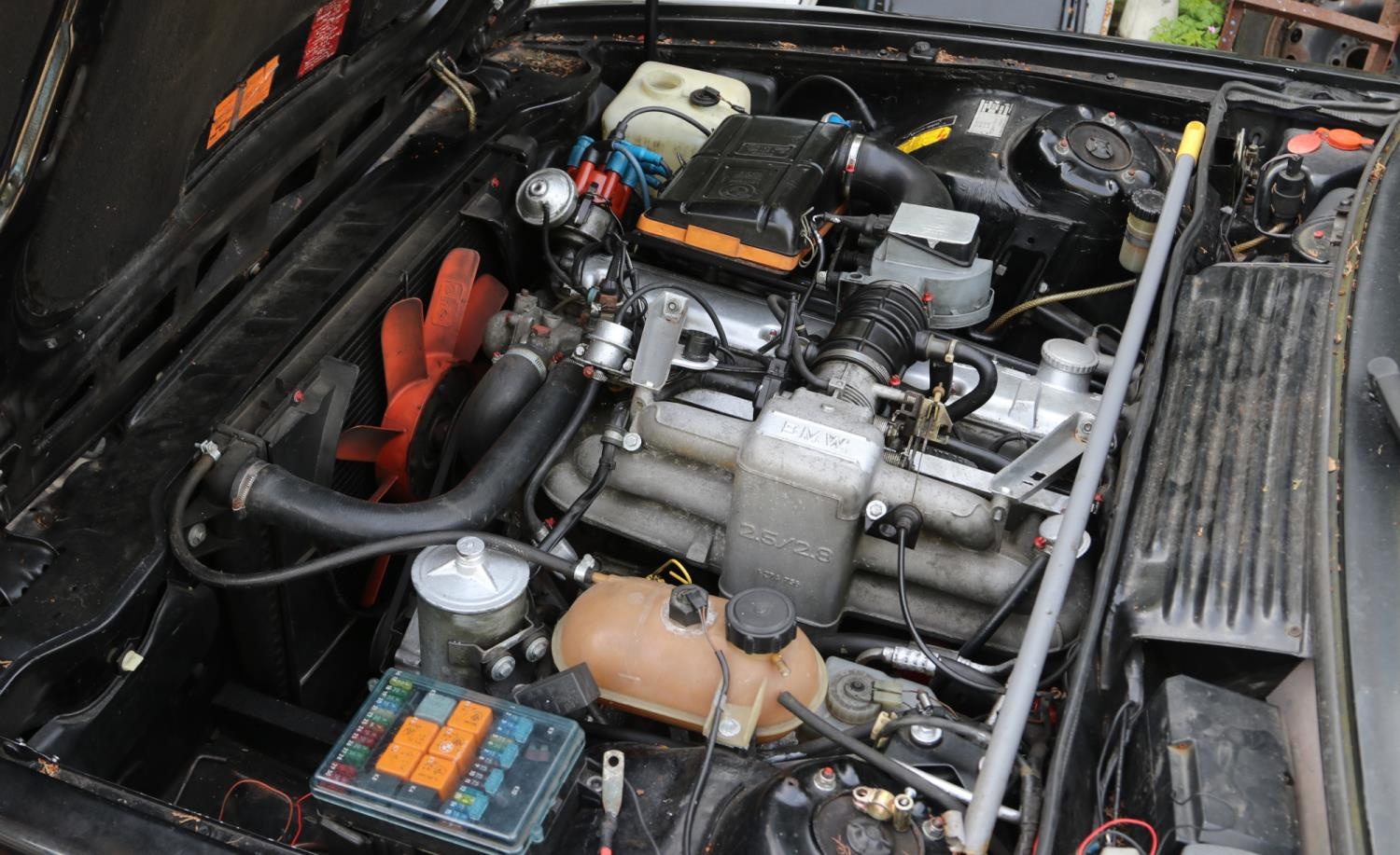 Barn Find. This lot Comprising of three motor vehicles and parts as follows;-1960 Austin Healy - Image 17 of 22