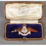 A 9ct gold WW1 Royal flying corps enameled sweetheart brooch. 3.7g. boxed.