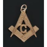 A 9ct Gold Masonic fob, assayed for Birmingham, 1903. Total weight: 2.91g.