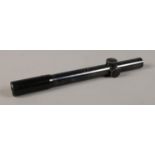 A Karl Kaps Asslar/Wetzlar Ziellux 2Â½ x 19S II Scope. 26cm long.