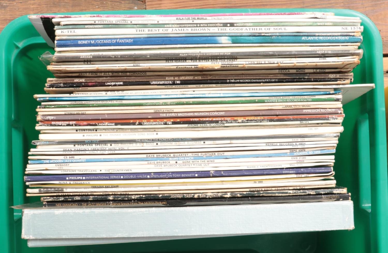 Five boxes of LP and single records. Includes Blondie, Eric Clapton, The Swing Era box sets etc. - Bild 5 aus 5