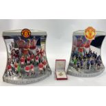CORGI COLLECTIBLE ICON Manchester United figures and stand including Roy Keane, Nicky Butt, Paul