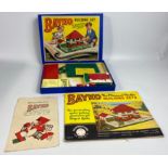 A BAYKO set 0 ORIGINAL PLASTIC BUILDING SET from the 1950s, box in good condition and includes a