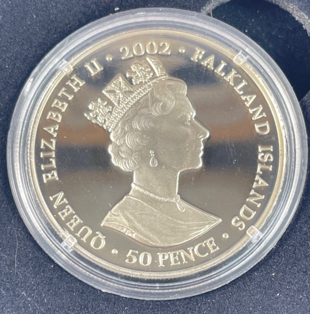 A Brexit silver 1oz commemorative coin, a 2013 $20 fine silver autumn bliss, 2015 $20 fine silver - Image 20 of 20