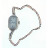 A 375 cased ladies wrist watch gross 9.51g approx