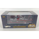 BATMAN - Mattel HOTWHEELS ELITE R1795 1966 Batmobile in original display case and box